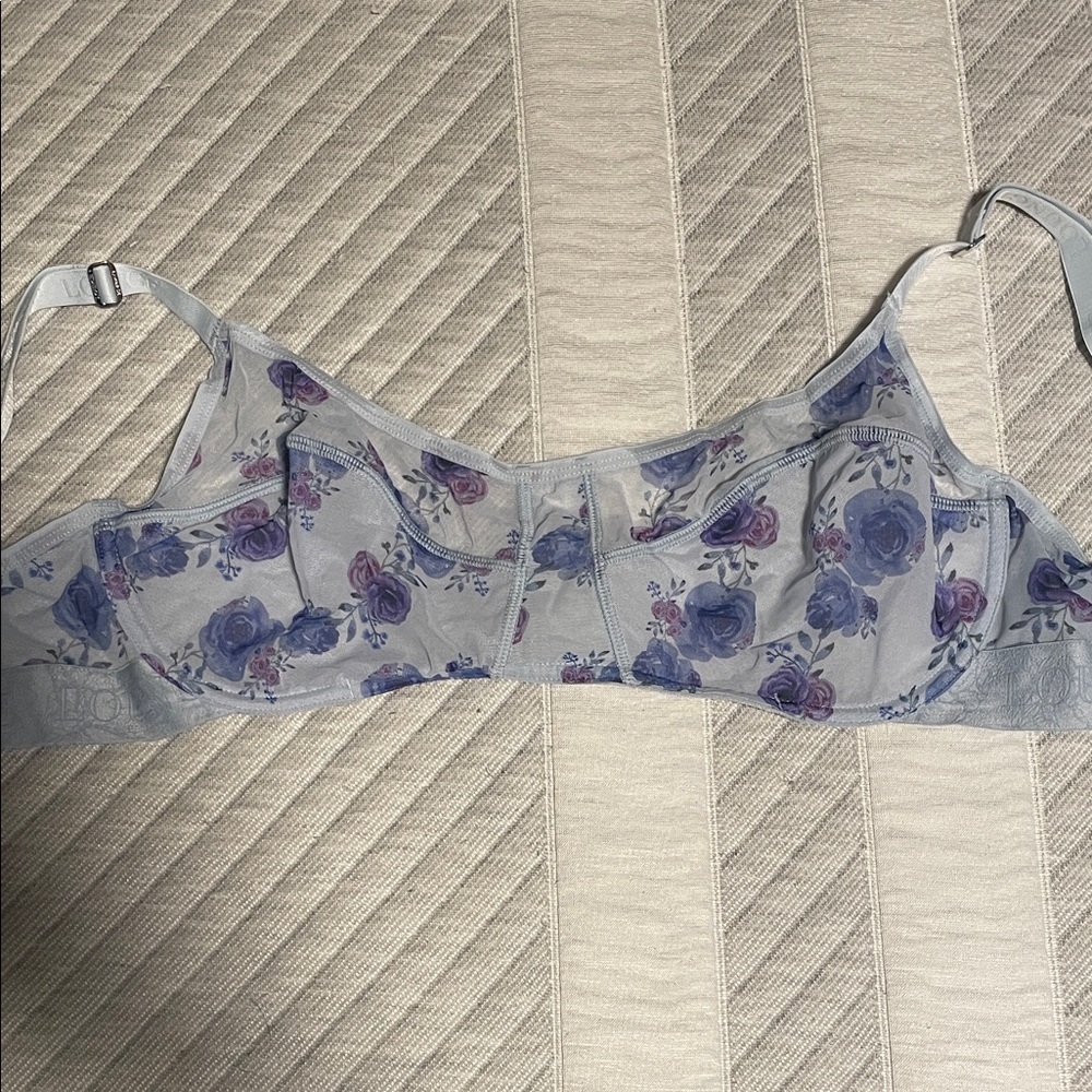 Delicate Floral Lace Bra - Light Blue and Purple